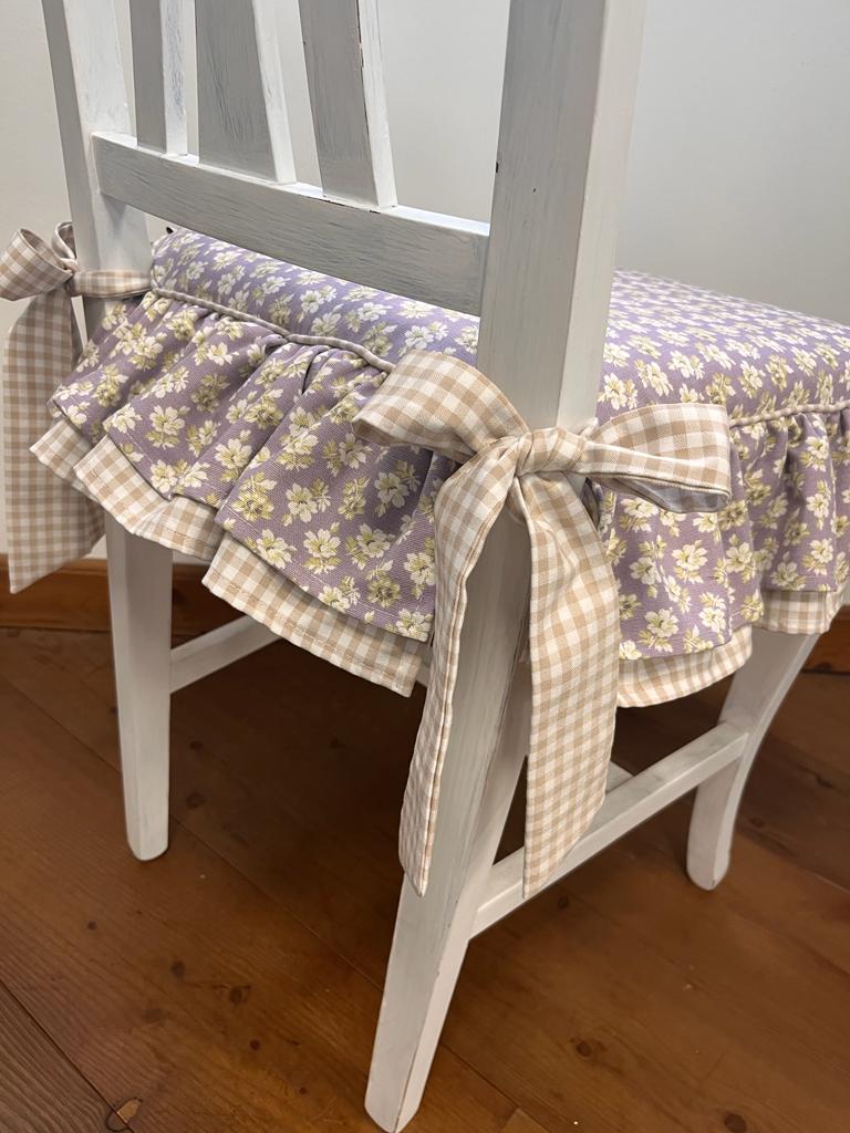 CUSCINO GIULIA con doppia balza