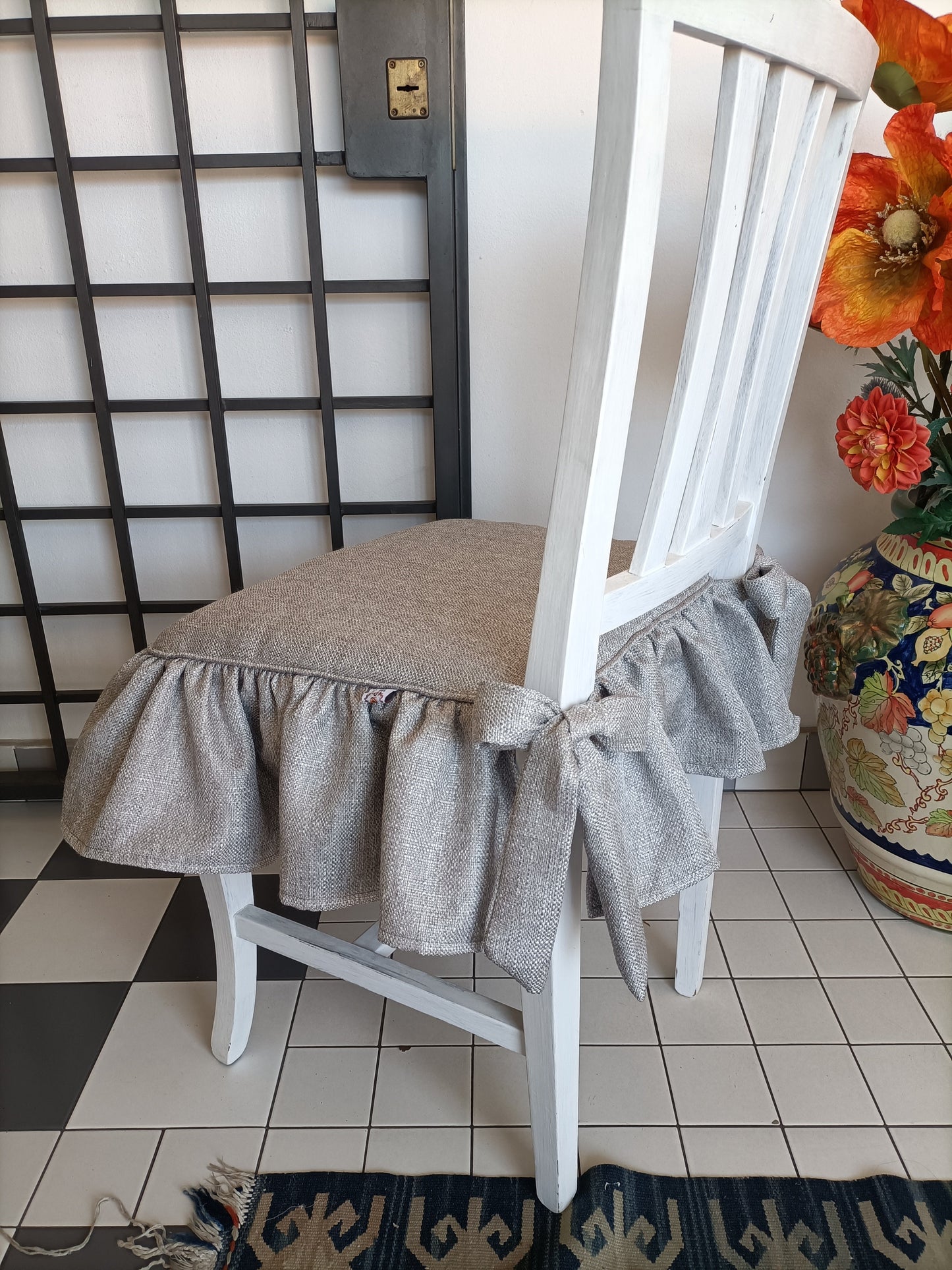 Cuscino per sedia con una balza MARY