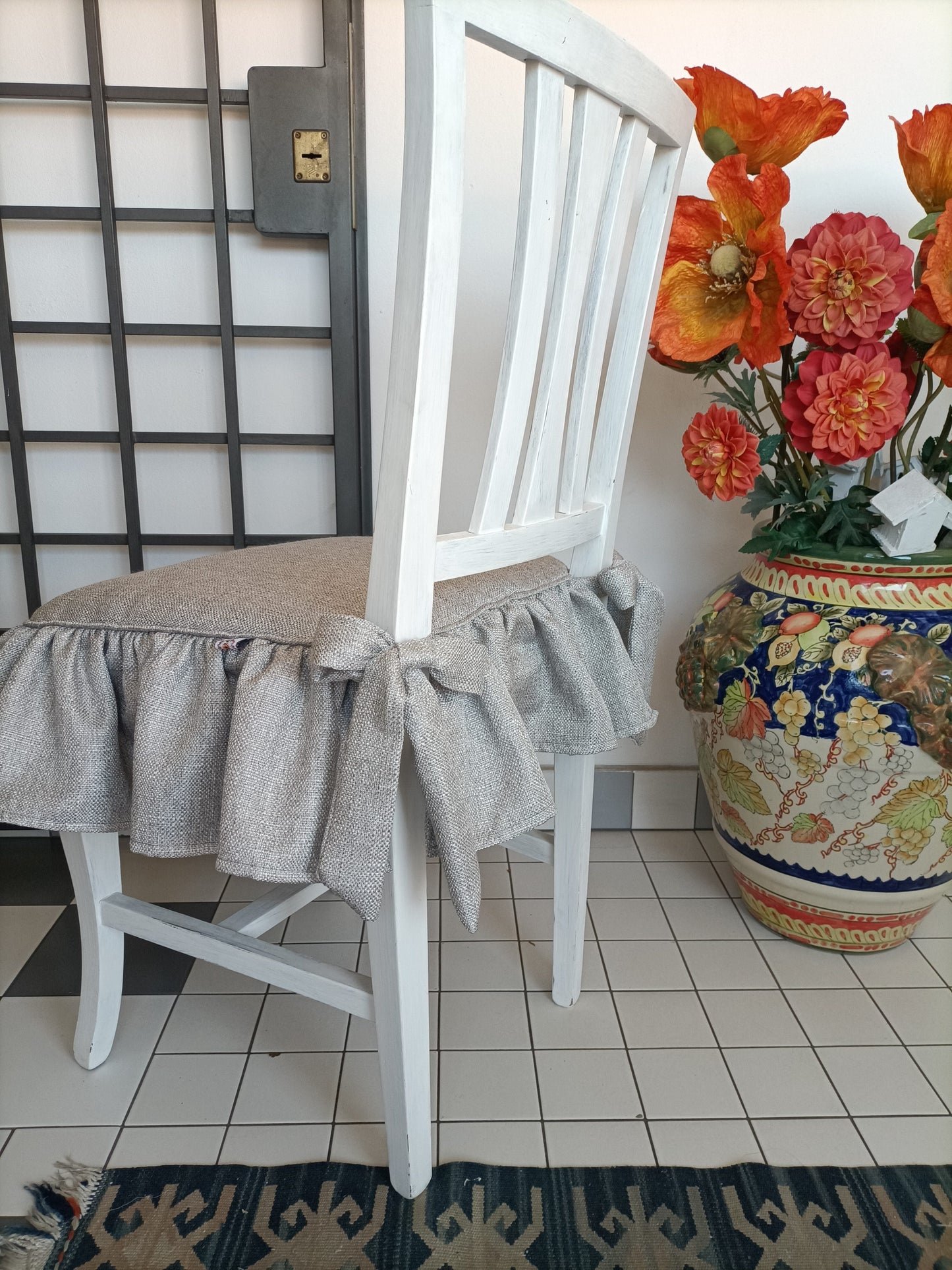 Cuscino per sedia con una balza MARY