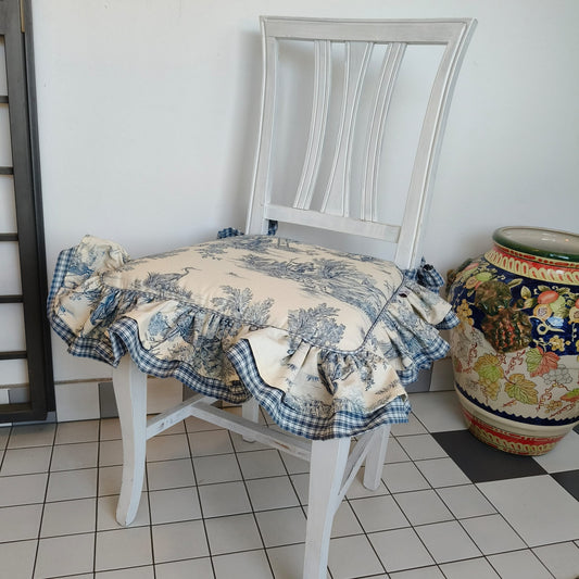 Cuscino con doppia balza ANNA